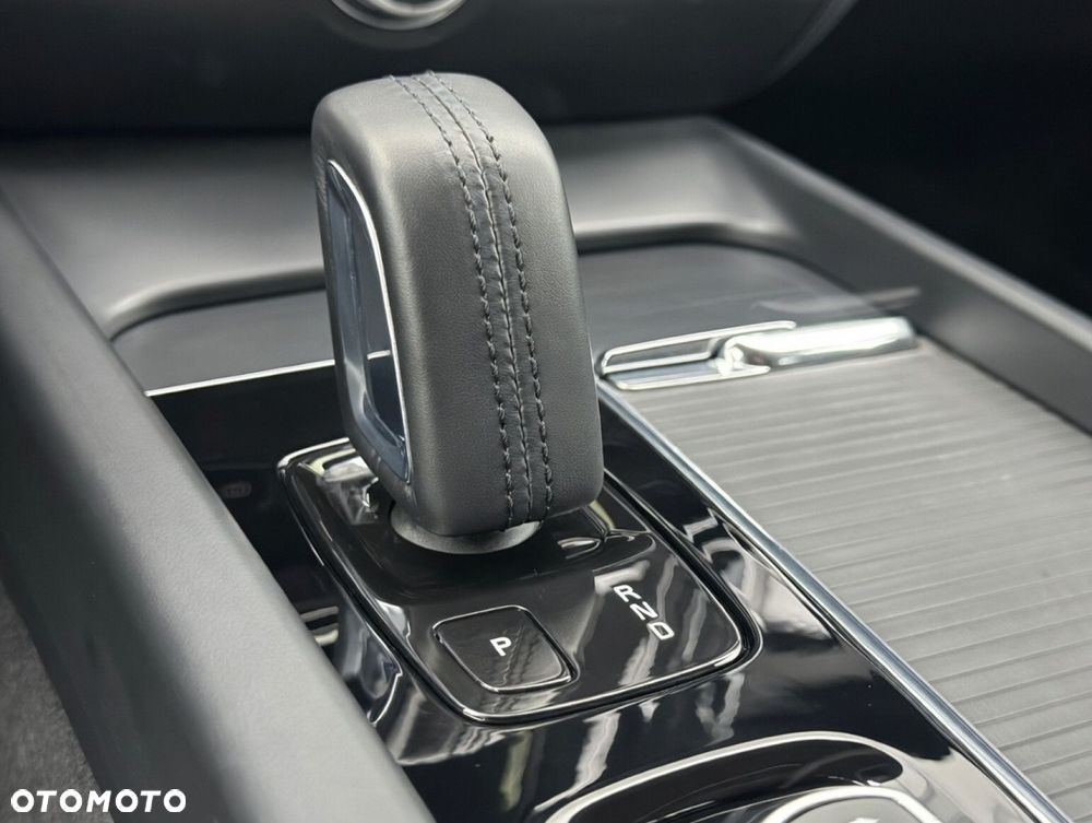 Volvo V60 Cross Country - 19