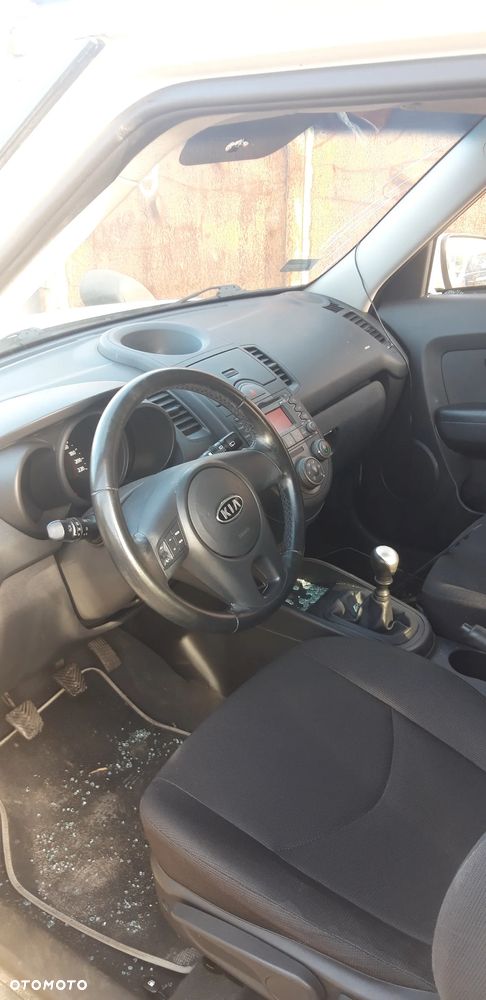 KIA SOUL I 09- SILINIK 1.6CRDI 115 KONI D4FB skrzynia biegów maska dzwi zderzak klapa tył  LAKIER -A1 - 5