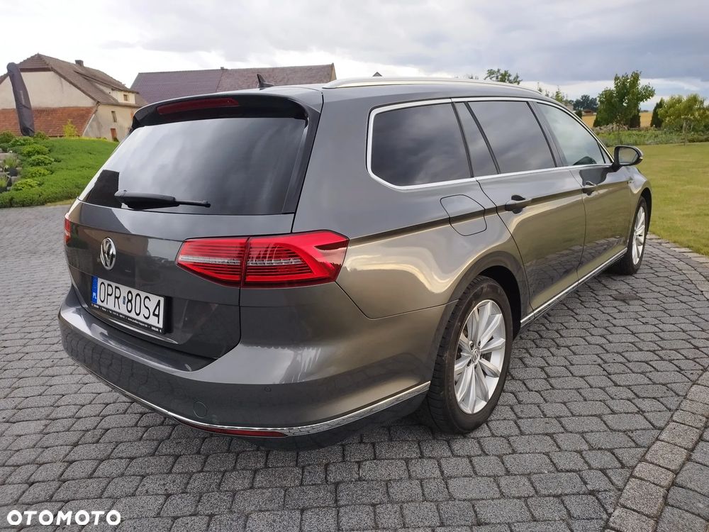 Volkswagen Passat 2.0 TDI SCR 4Mot DSG Highline - 21