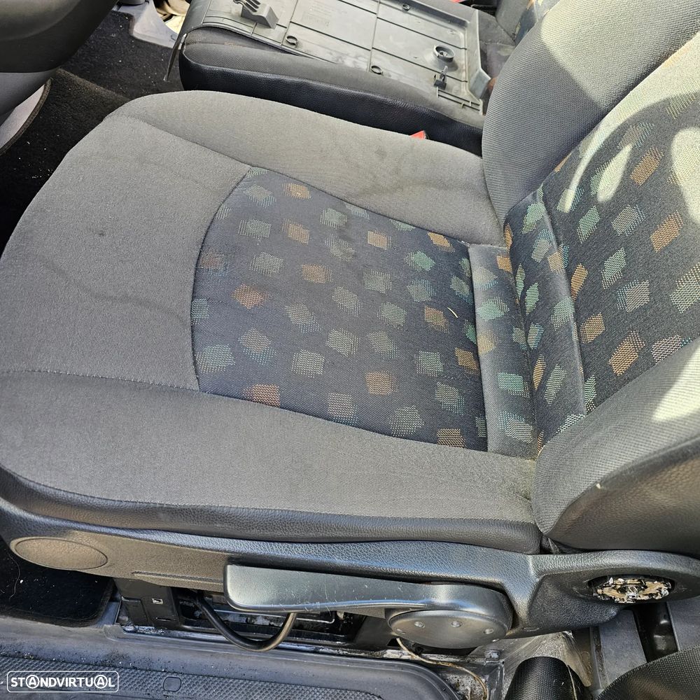 Mercedes-Benz Vito 111 CDi/34 9L Longo - 11