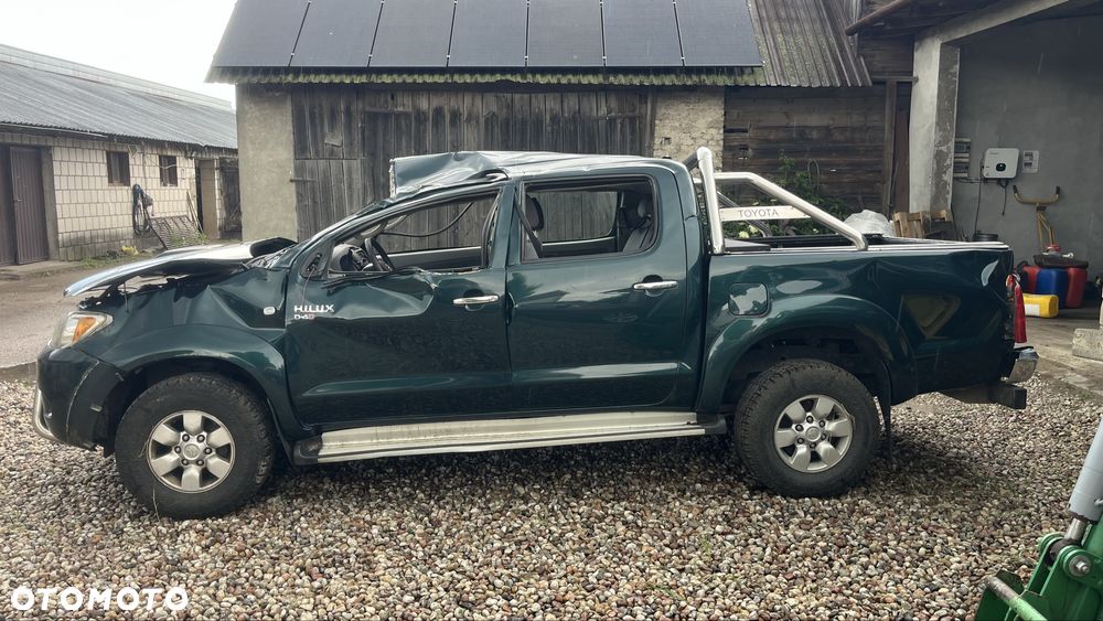 Toyota Hilux - 6