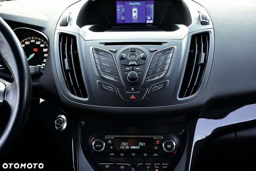 Ford Kuga 2.0 TDCi 2x4 Titanium - 22