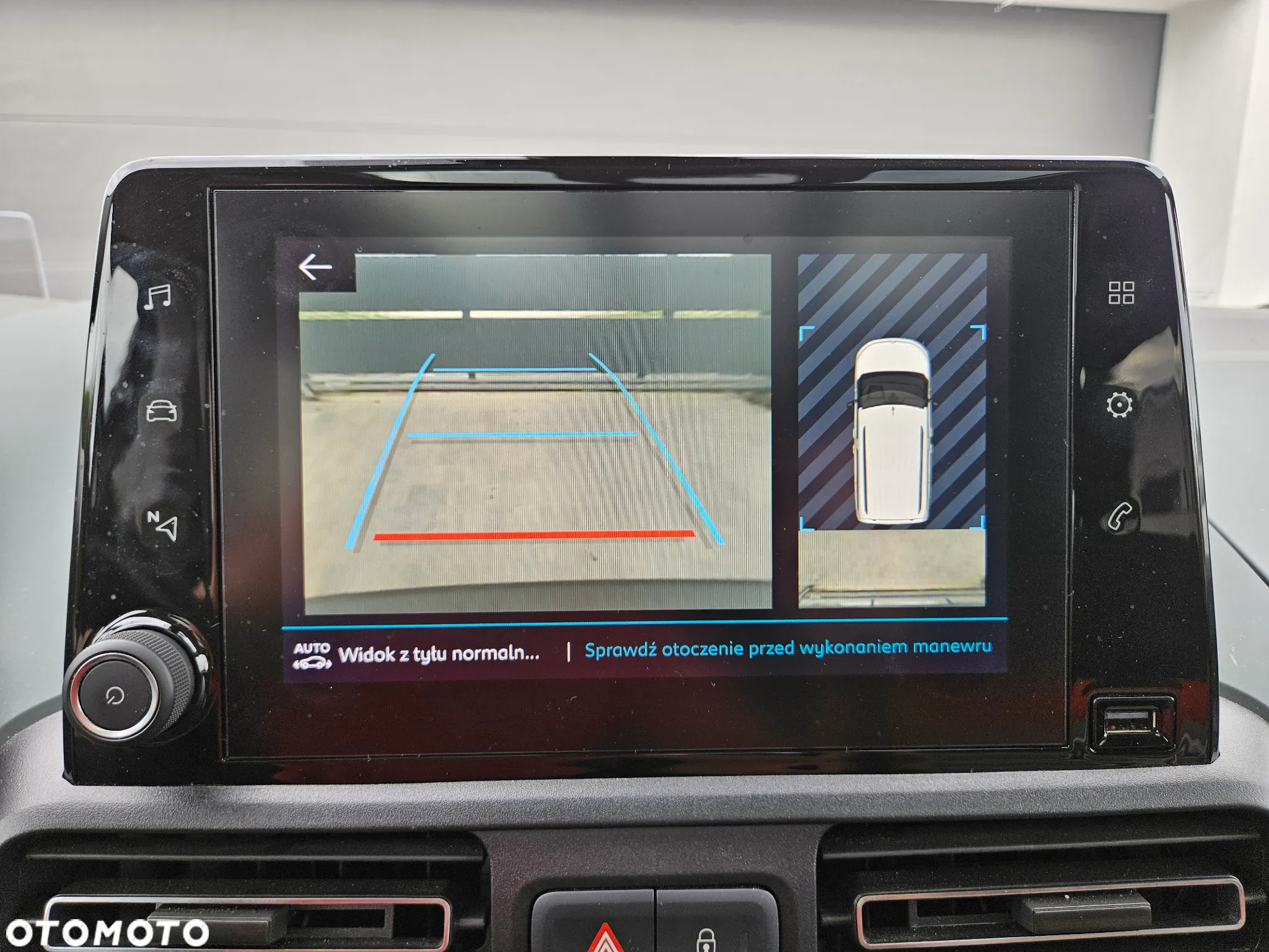 Citroën Berlingo M PureTech 130 EAT8 SHINE - 32