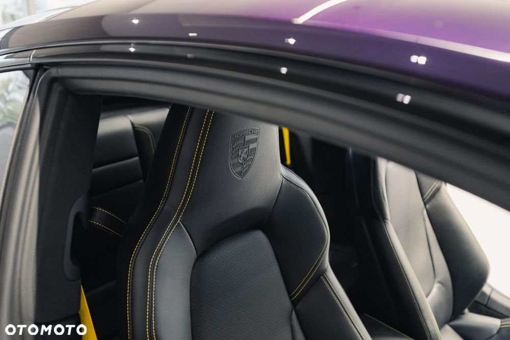 Porsche 911 Turbo S - 34