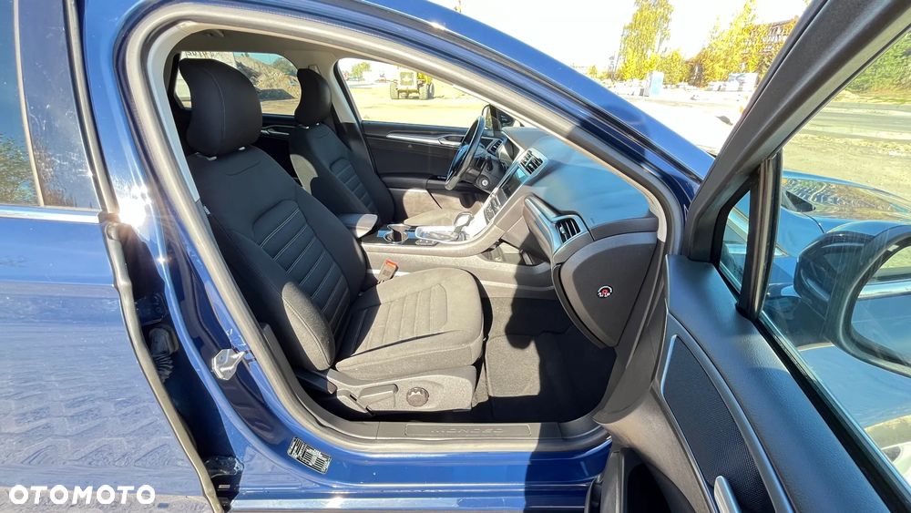 Ford Mondeo - 22