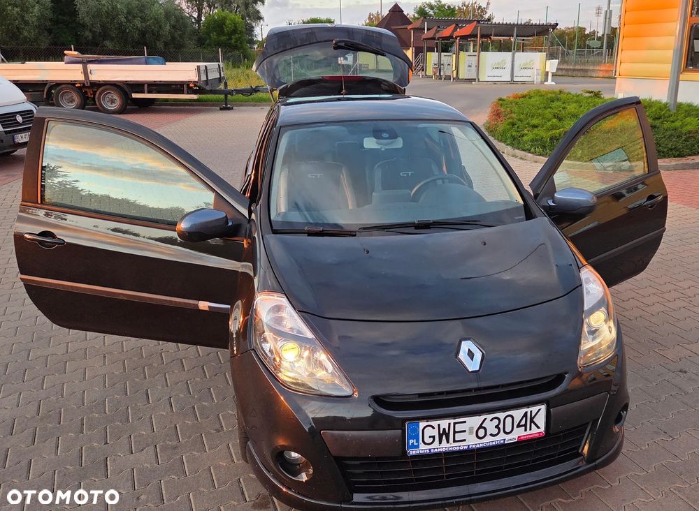 Renault Clio 1.6 16V GT - 21