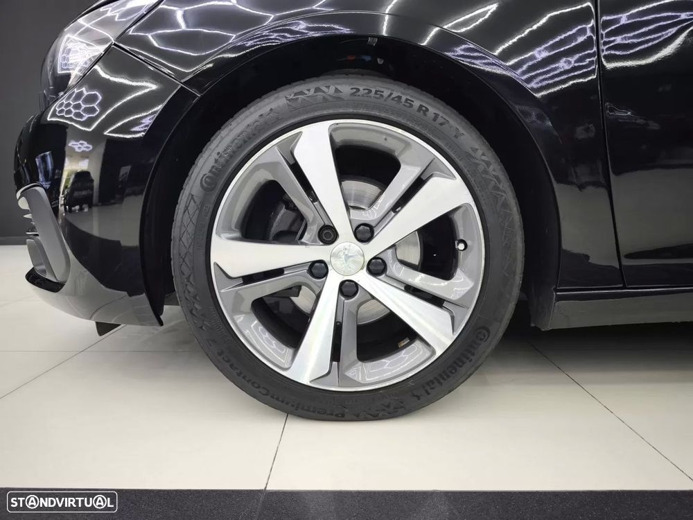 Peugeot 308 1.6 BlueHDi Allure J17 EAT6 — fotografia 18