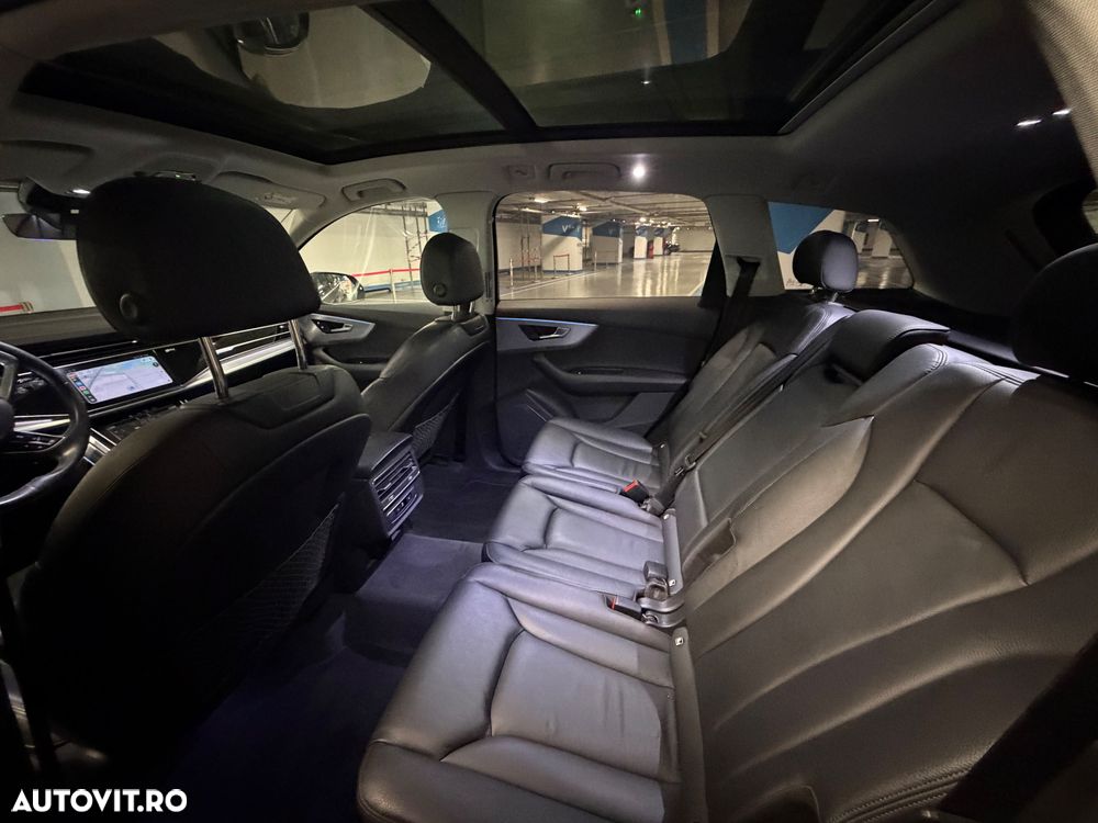 Audi Q7 3.0 55 TFSIe quattro Tiptronic Basic - 14