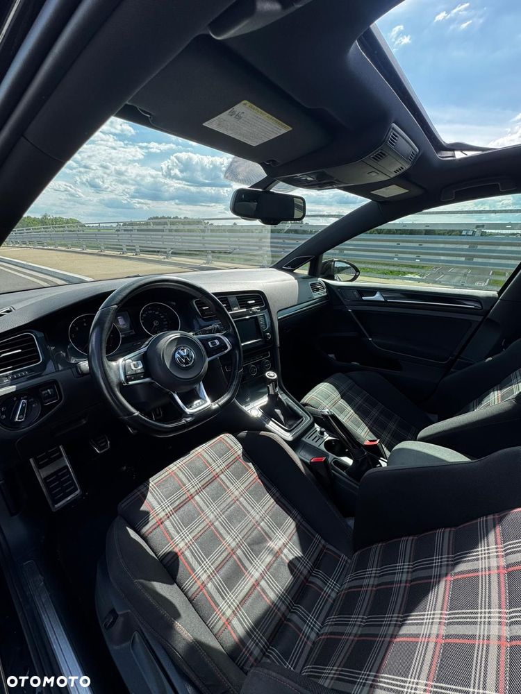 Volkswagen Golf 2.0 TSI BMT GTI - 13