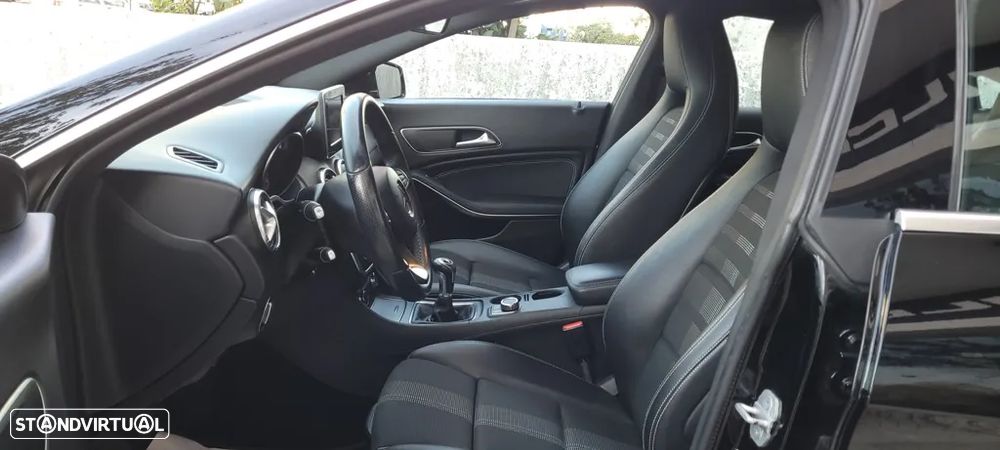 Mercedes-Benz CLA 180 d Shooting Brake Urban - 11