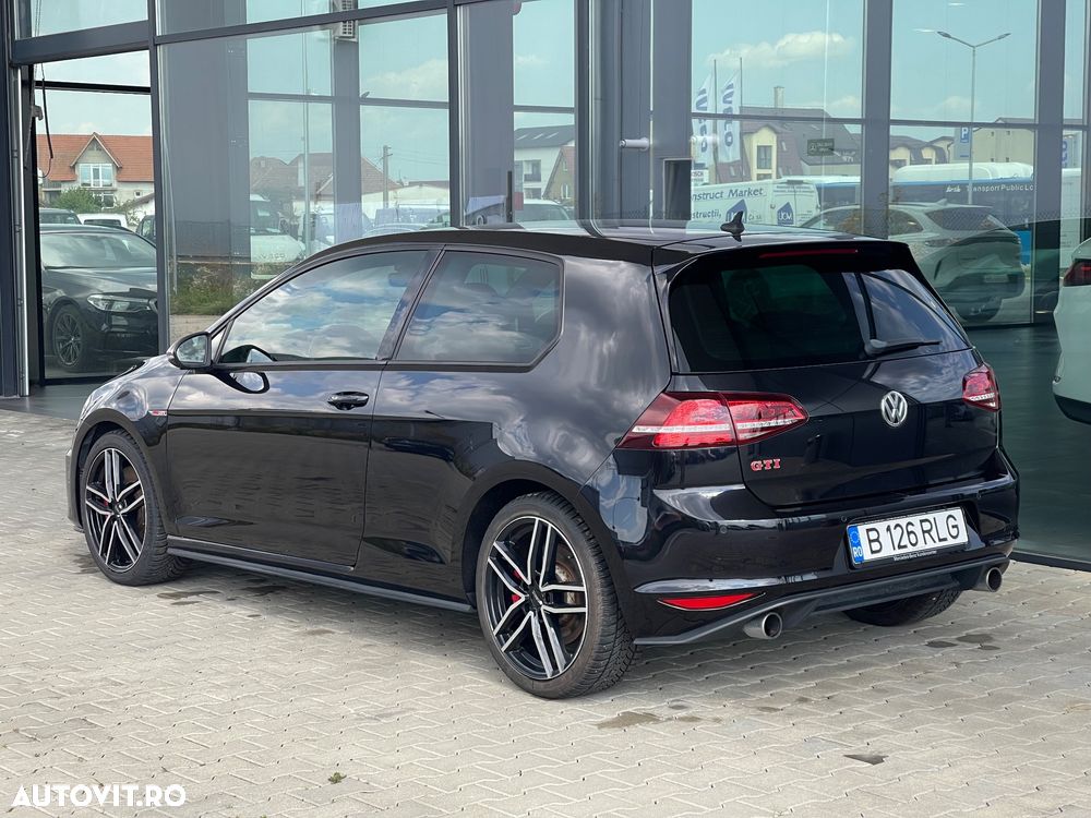 Volkswagen Golf 2.0 TSI BMT GTI Performance - 3