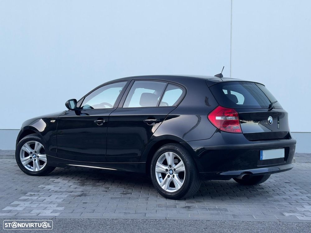 BMW 118 d Line Urban - 13