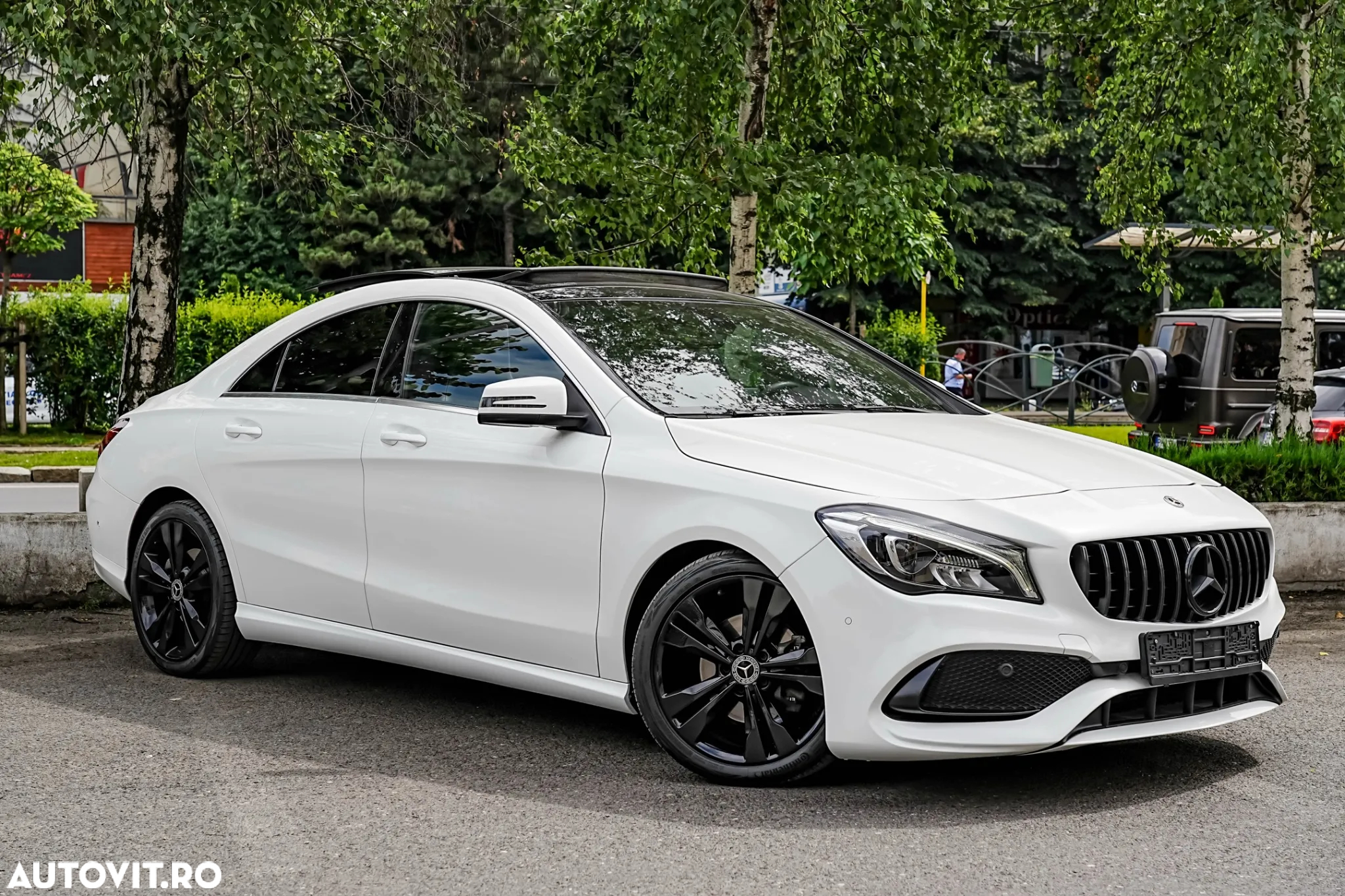 Mercedes-Benz CLA 180 7G-DCT AMG Line - 11
