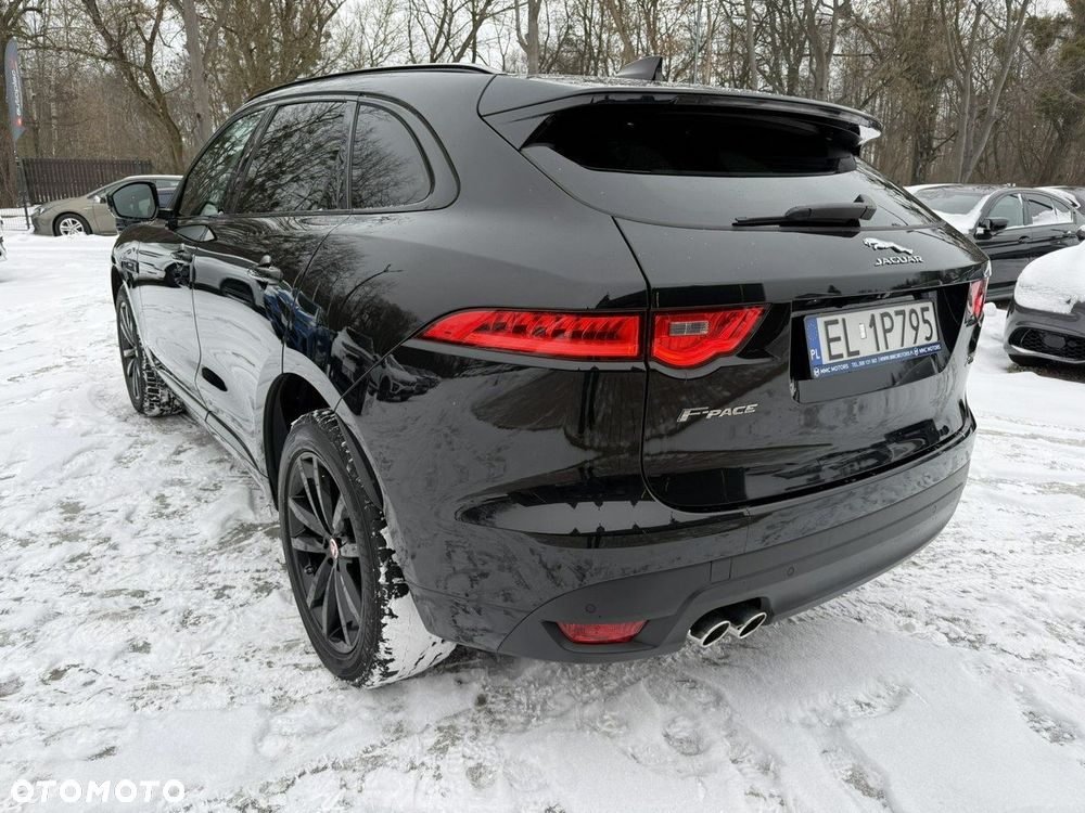 Jaguar F-Pace 2.0 i4D AWD R-Sport - 18