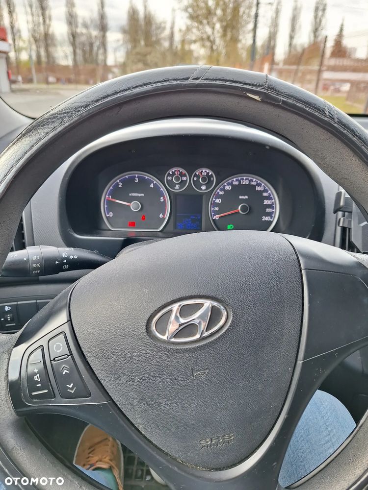 Hyundai i30 1.6 CRDi Base EU5 - 9