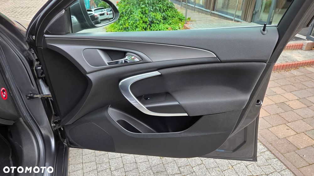 Opel Insignia 1.8 Cosmo - 29