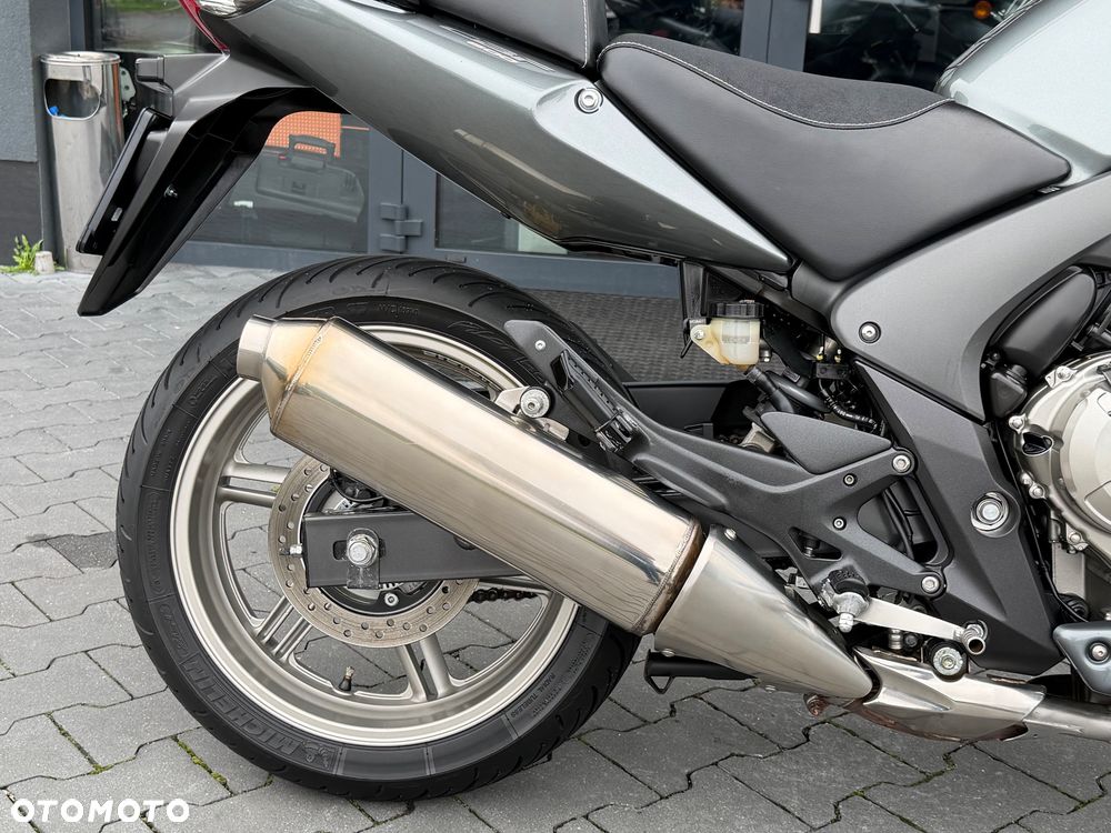 Honda CBF - 6