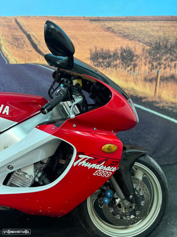 Yamaha Thunderace 1000 - 10
