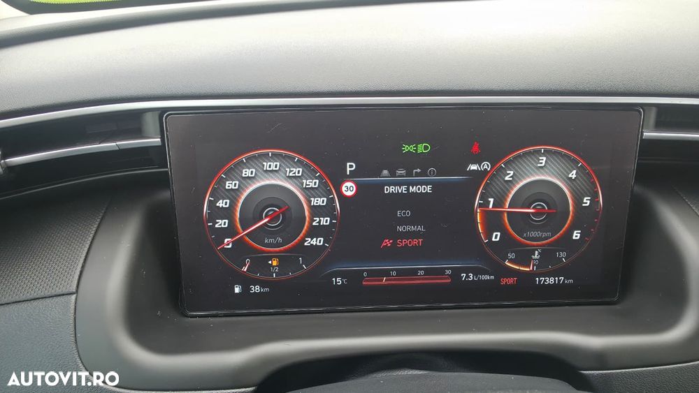 Hyundai Tucson 1.6 CRDi 48V-Hybrid 2WD DCT Trend - 4