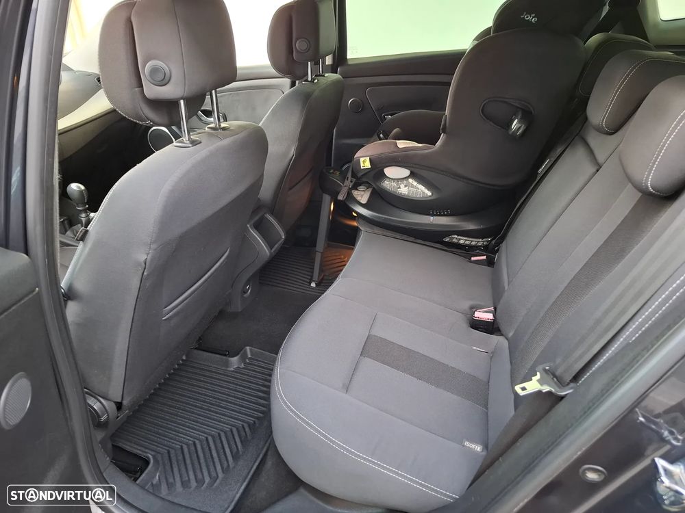 Renault Mégane Sport Tourer dCi 110 FAP Expression - 5