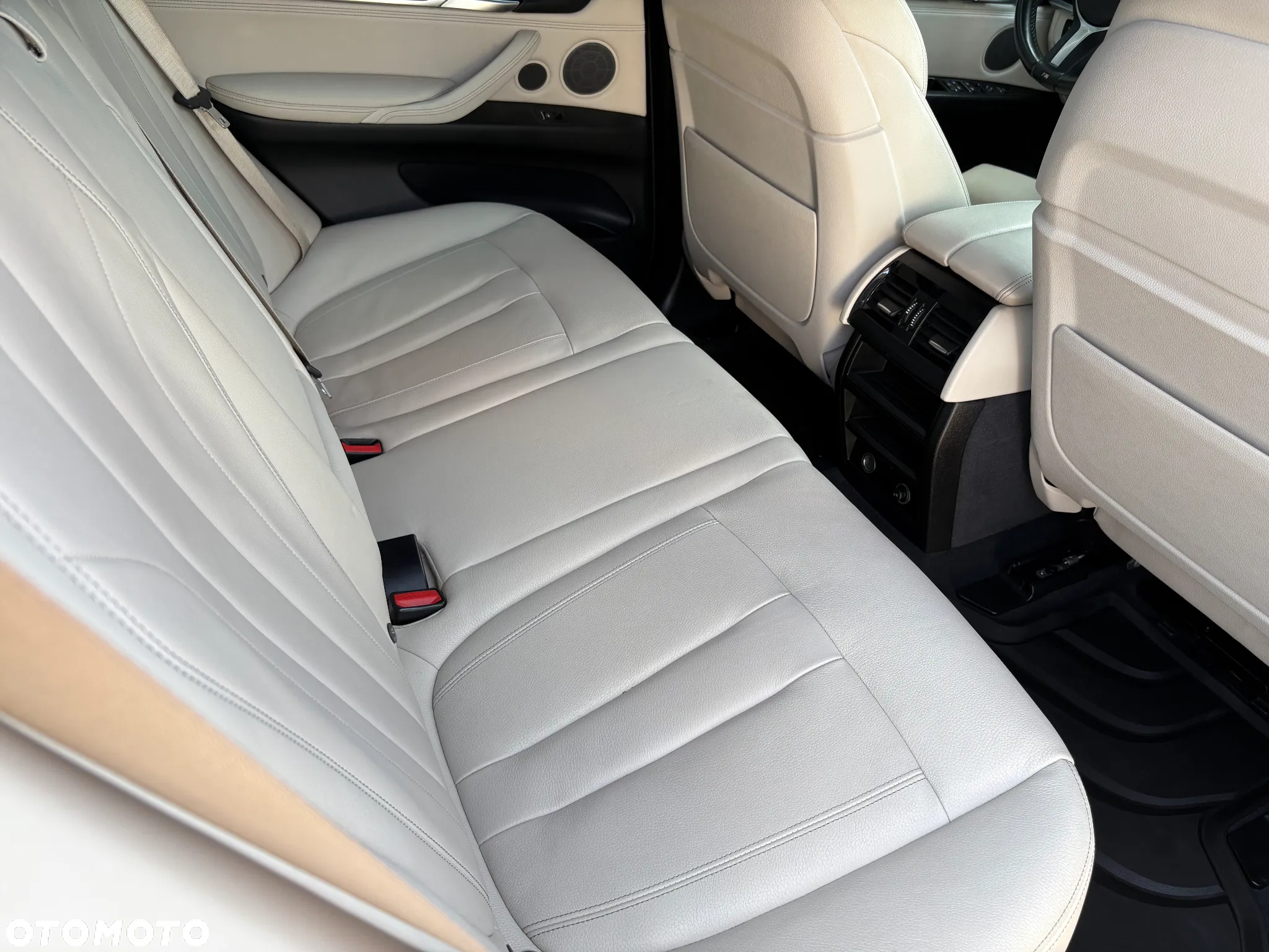 BMW X5 M M50d - 29