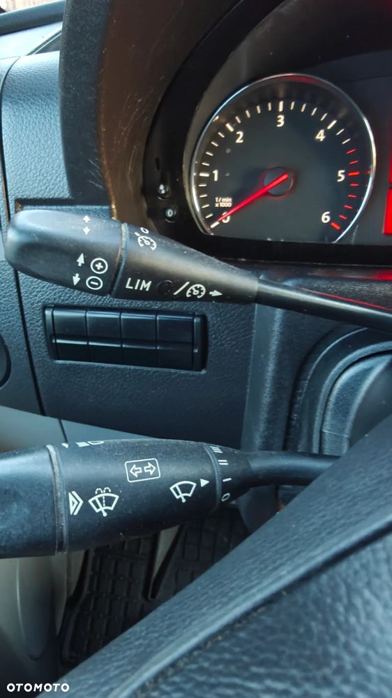 Volkswagen Crafter   brygadówka 7osób - 17