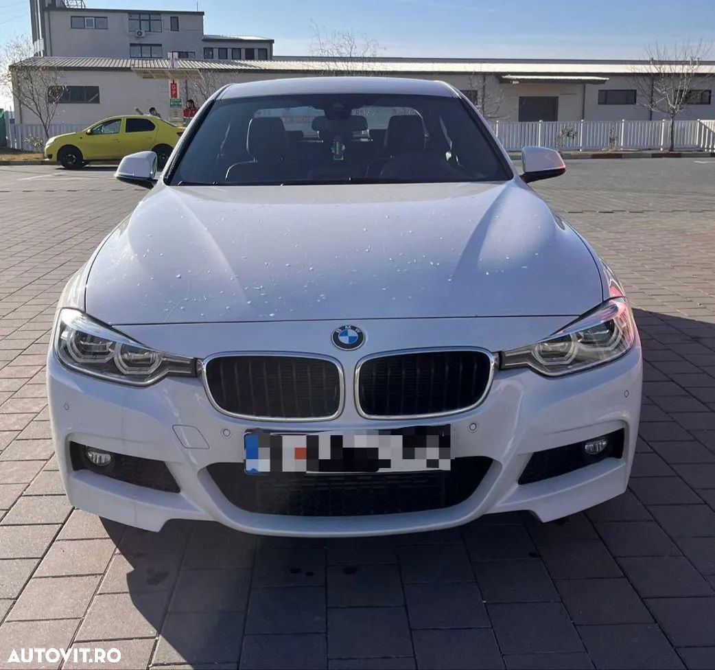 BMW Seria 3 320d xDrive Standard - 1