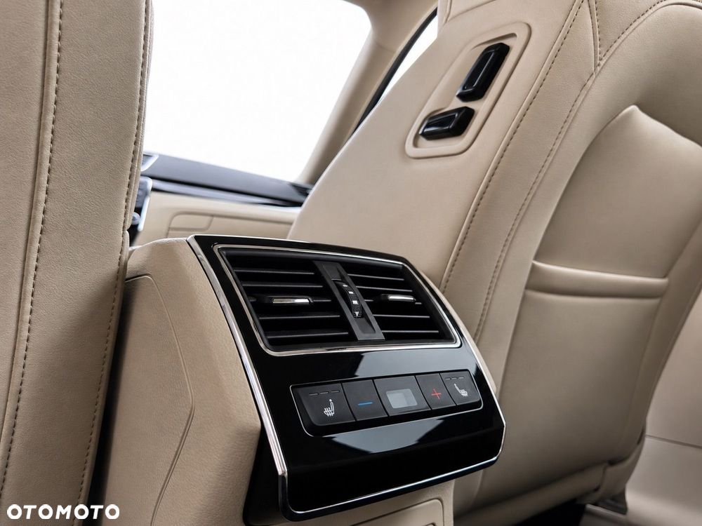 Skoda Superb 2.0 TSI 4x4 L&K DSG - 20