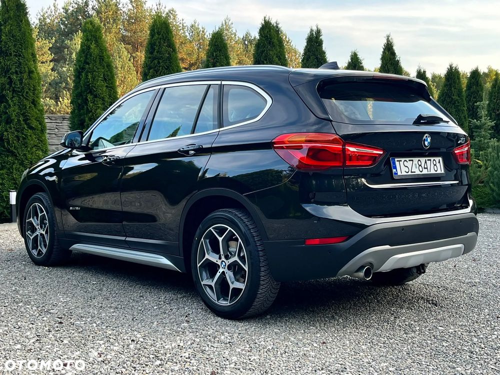 BMW X1 sDrive18d xLine - 17