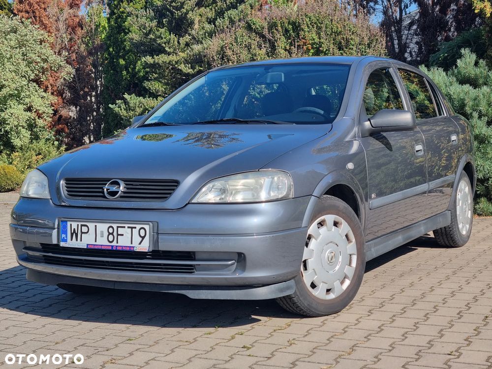 Opel Astra - 2