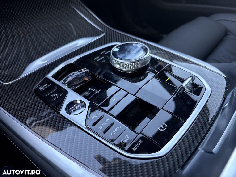 BMW X7 - 6