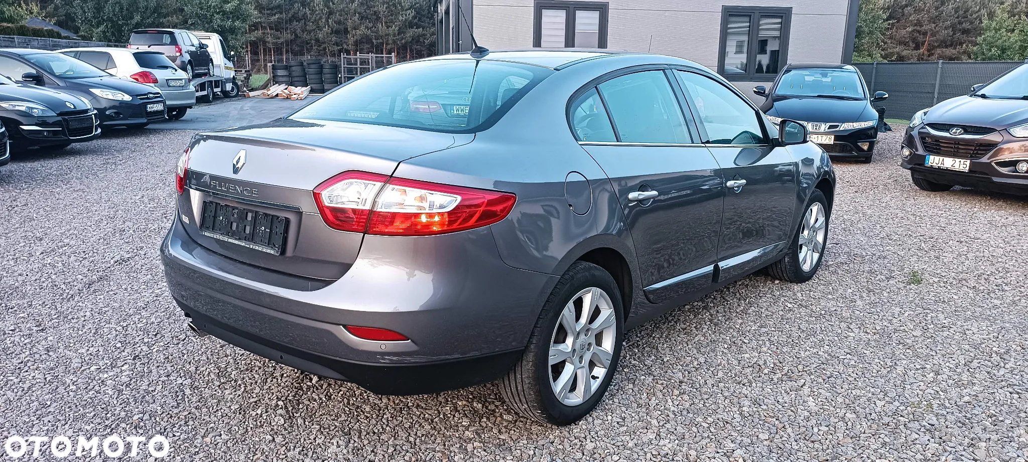 Renault Fluence 2.0 16V 140 Dynamique - 4