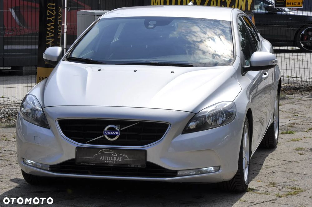 Volvo V40 D2 You - 3