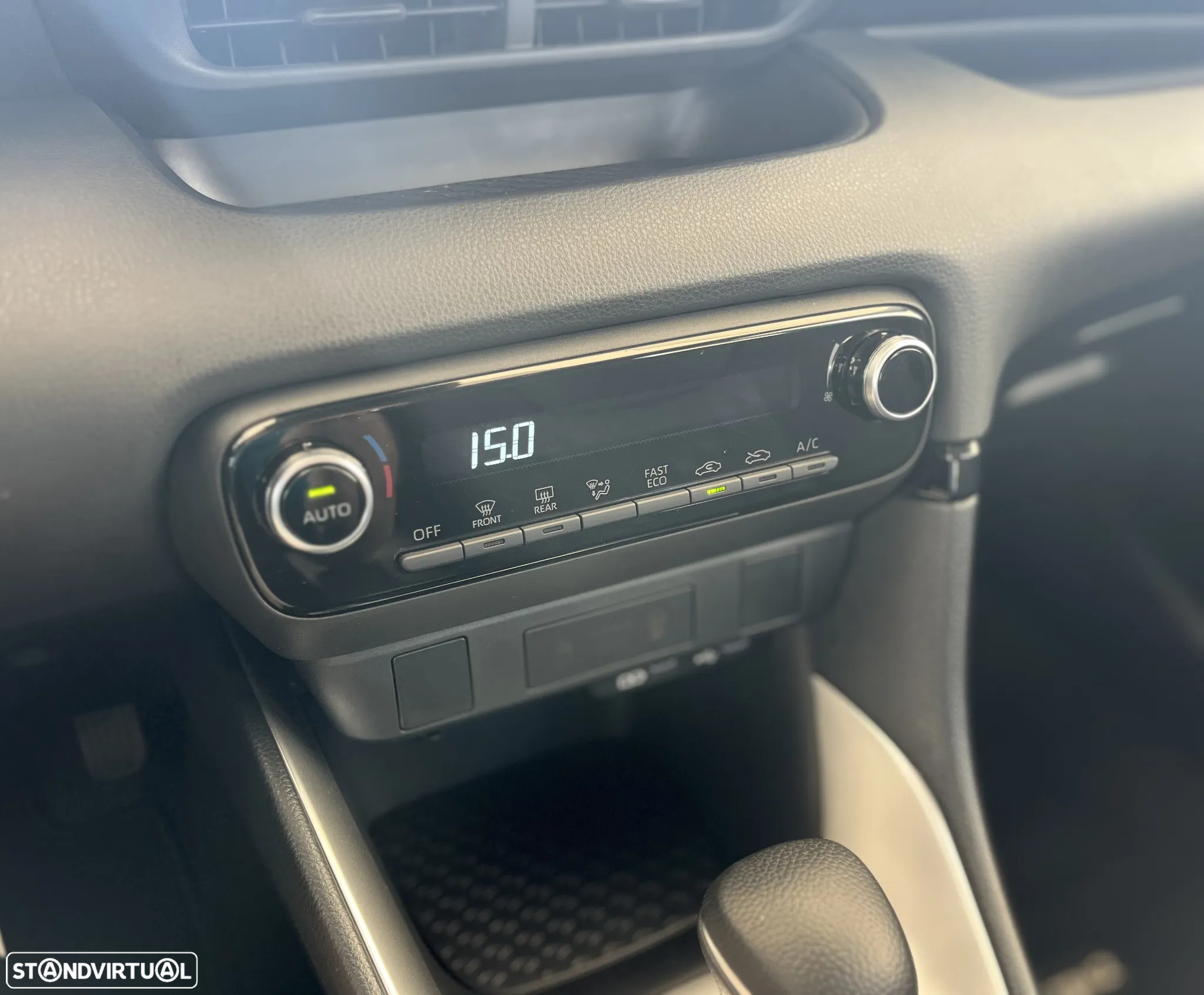 Mazda 2 1.5 L Hybrid VVT-i Centre-Line - 18