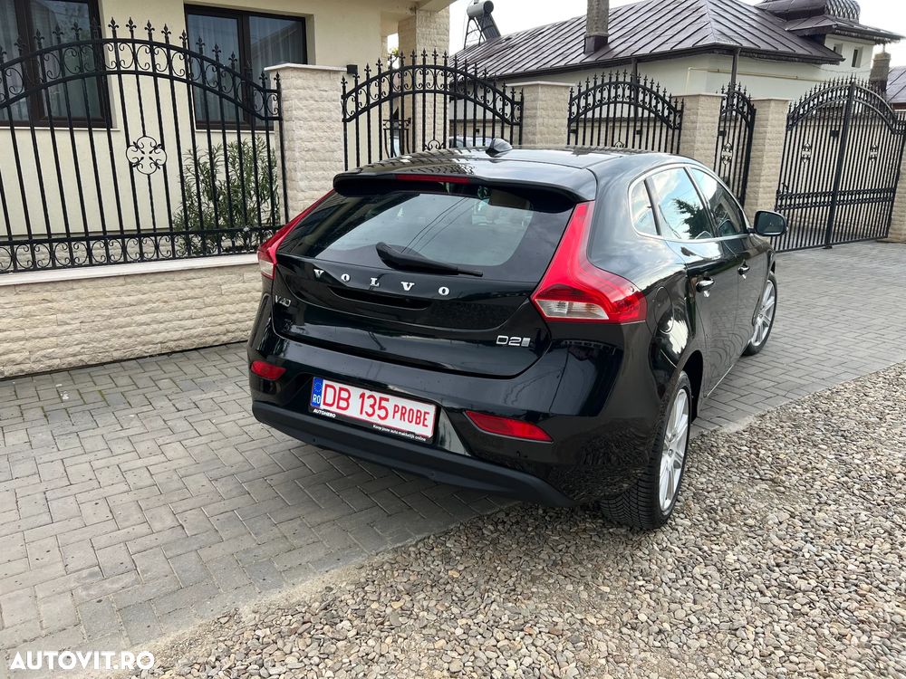 Volvo V40 D2 Inscription - 4