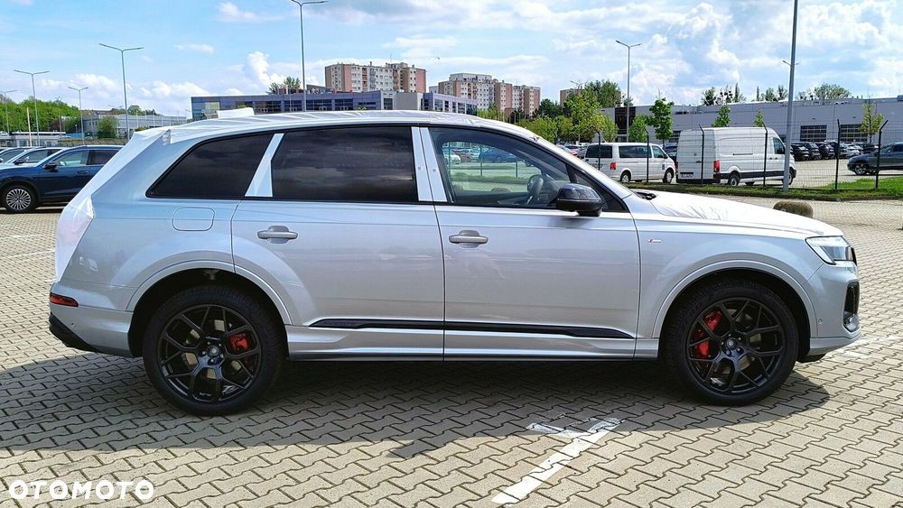 Audi Q7 60 TFSI e PHEV Quattro S Line Tiptr - 9