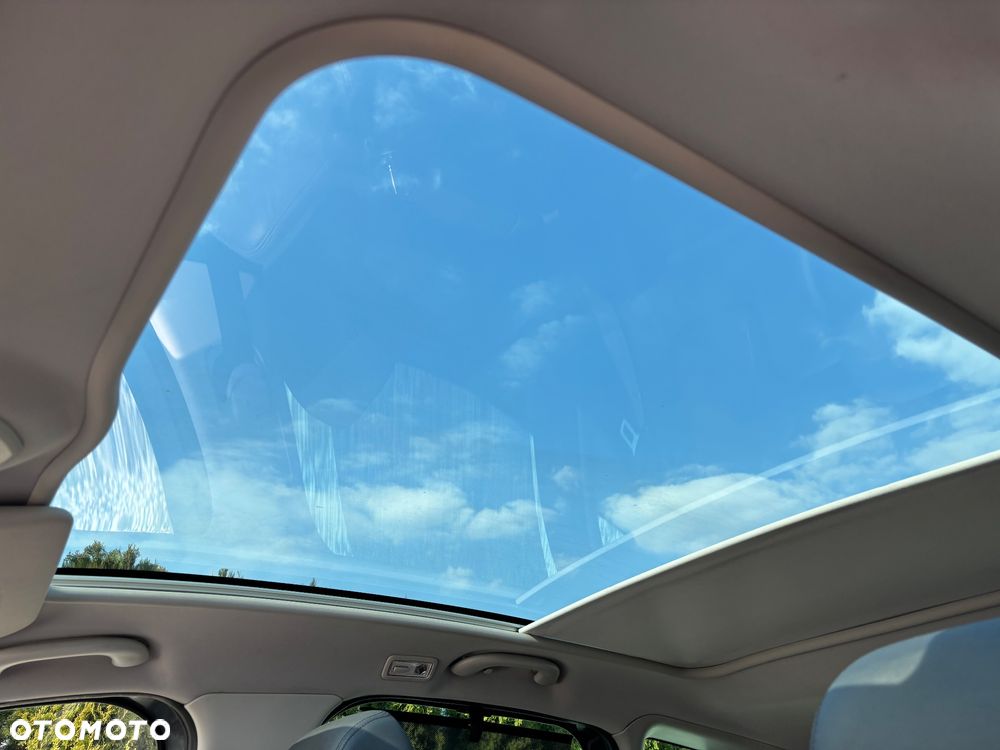 Peugeot 3008 HDi 160 Automatik Allure - 4