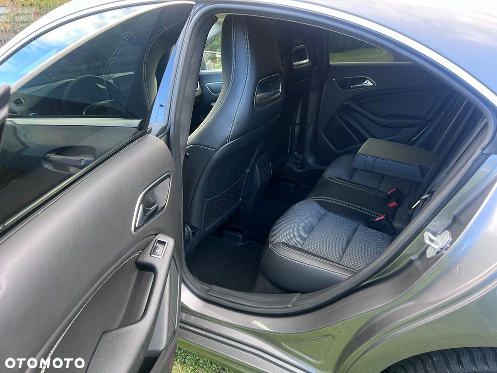 Mercedes-Benz CLA 220 CDI 7G-DCT - 8