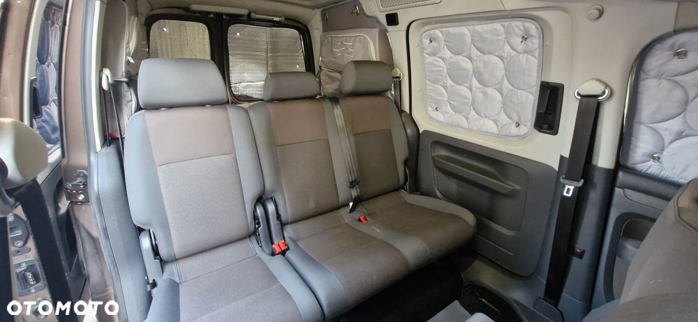 Volkswagen Caddy Comfortline DSG - 14