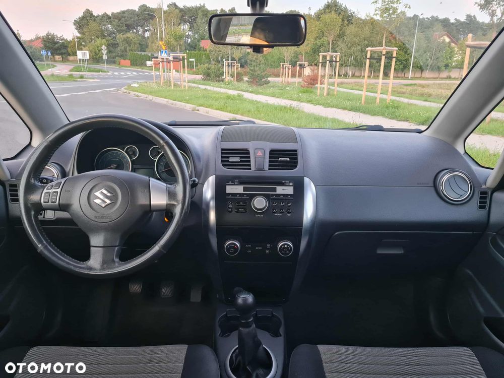 Suzuki SX4 Classic 1.6 VVT 4x2 City+ - 8