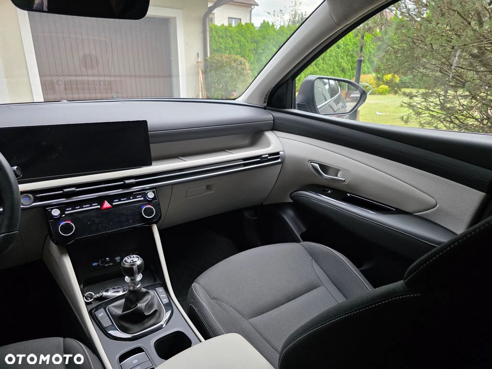 Hyundai Tucson 1.6 T-GDi Smart 2WD - 37