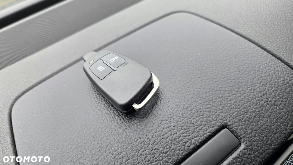 Volkswagen Touareg 3.0 V6 TDI BMT X-Edition - 32