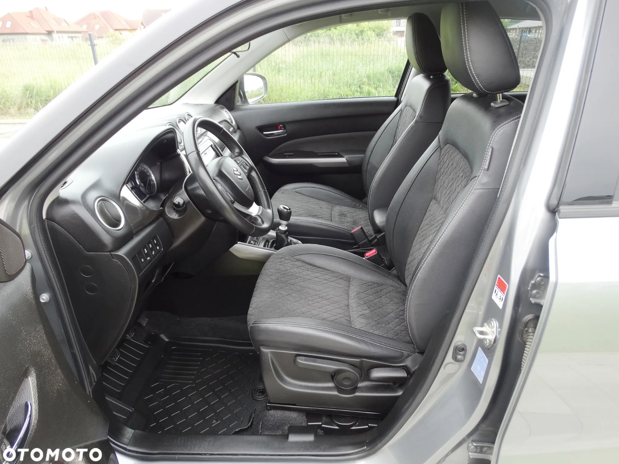 Suzuki Vitara 1.4 Boosterjet Premium 4WD - 11