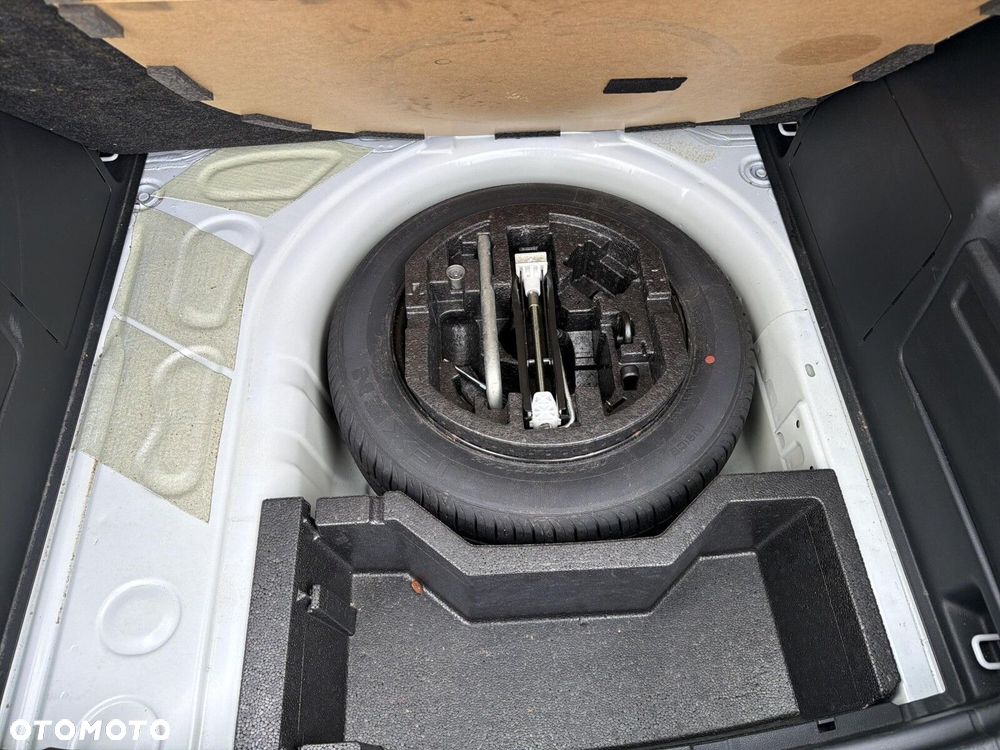 Skoda Fabia 1.0 TSI Ambition - 38
