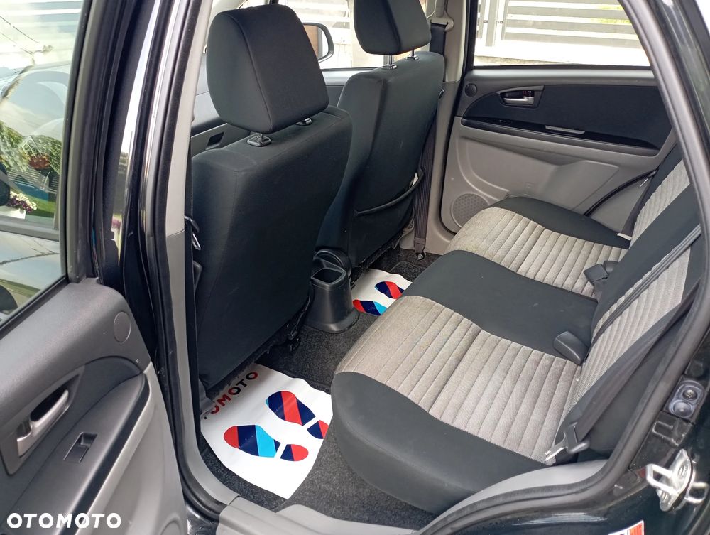 Suzuki SX4 1.6 VVT 4x2 Comfort - 15