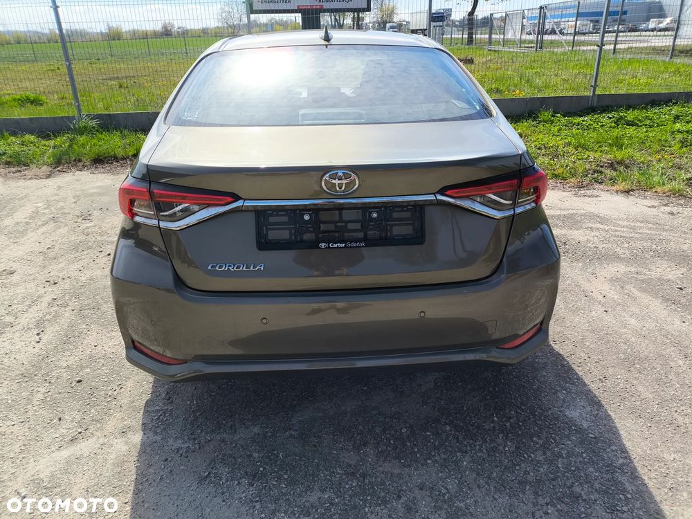 Toyota Corolla 1.6 Executive - 8