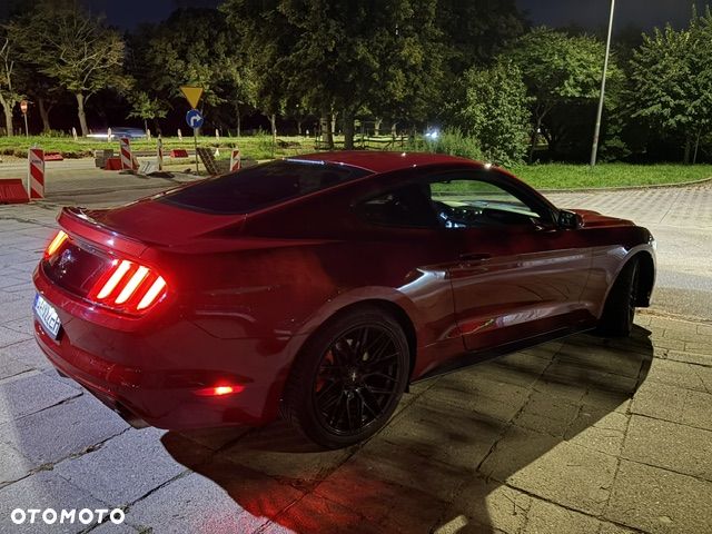 Ford Mustang 2.3 Eco Boost - 9