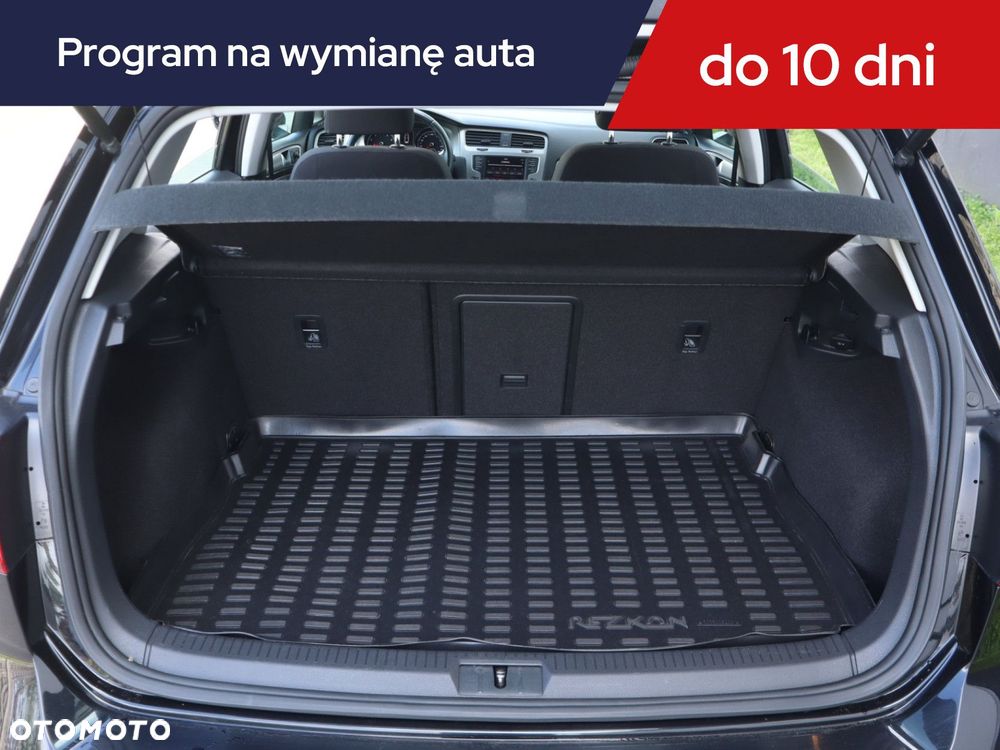 Volkswagen Golf - 14