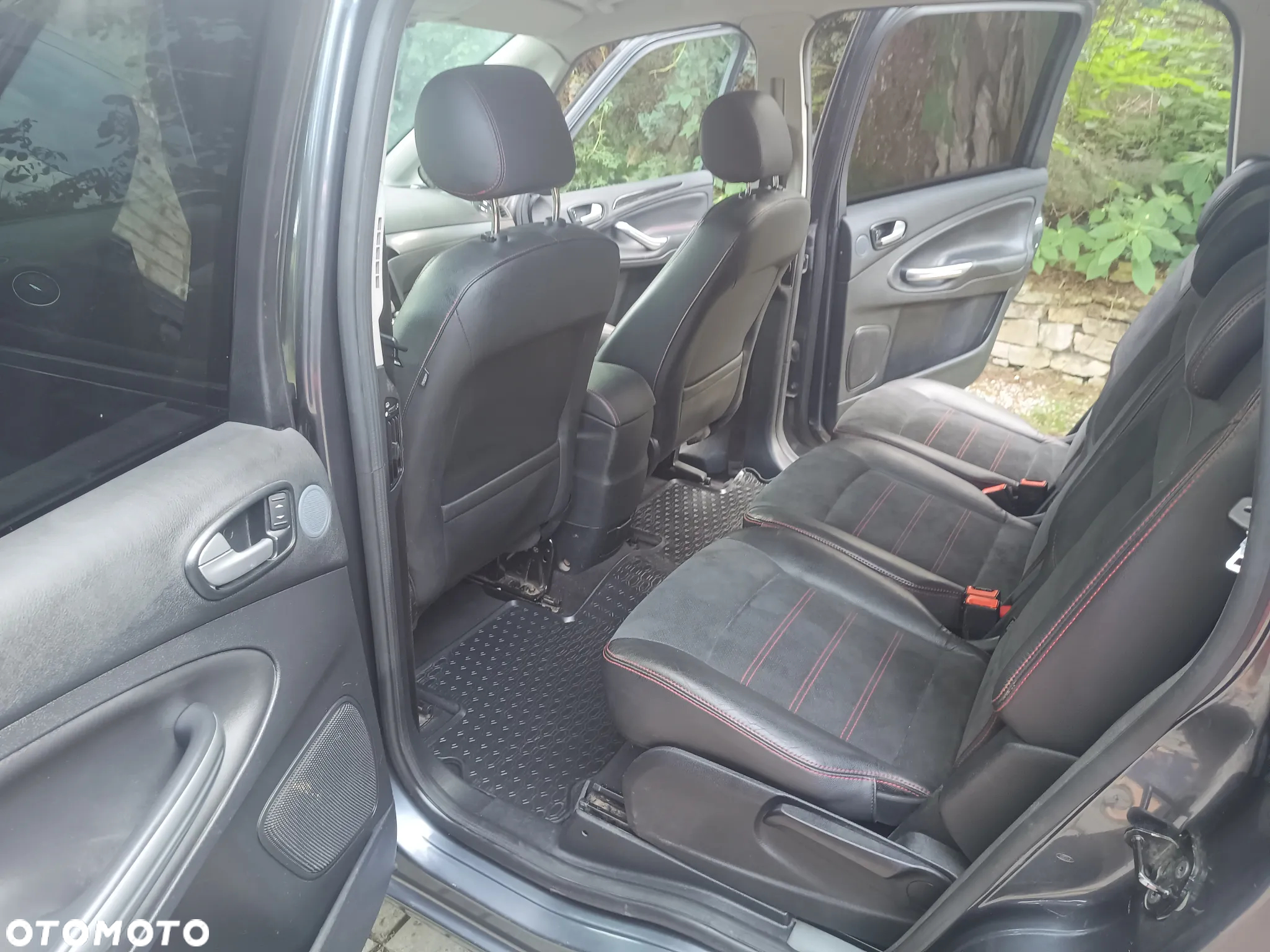 Ford Galaxy - 5