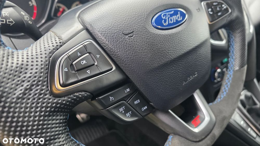 Ford Focus 2.0 TDCi ST - 26
